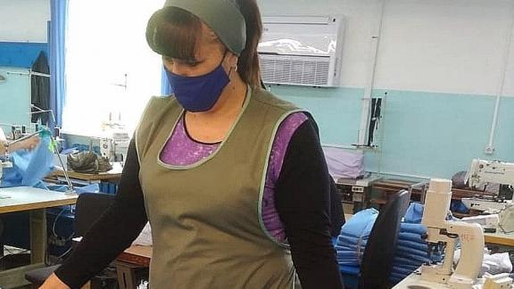 В Пятигорске за сутки выпускают до 3 тысяч противоэпидемических костюмов