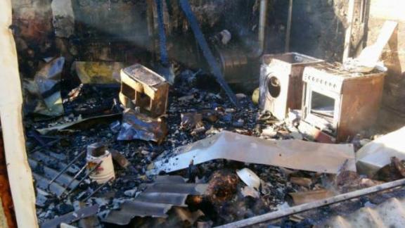 Два человека погибли при пожаре в станице Рождественской