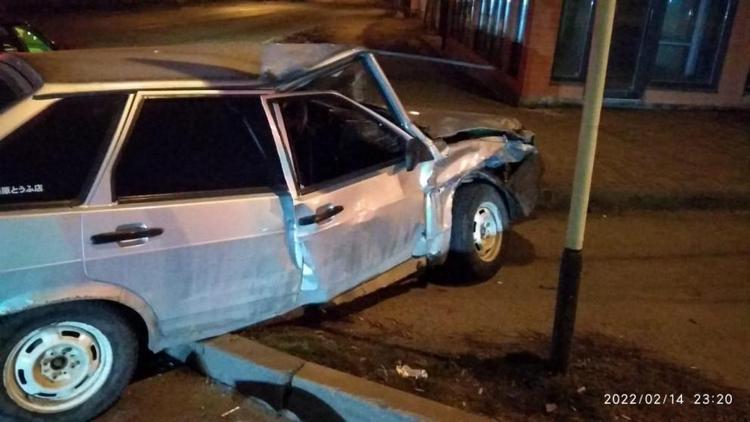 Пассажир иномарки пострадал в аварии в Ставрополе