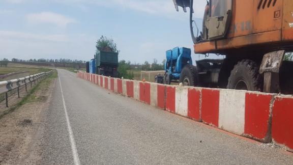 Спустя 30 лет после строительства начат ремонт моста через балку Кучерла в Туркменском округе