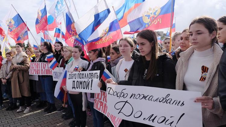 Митинг-концерт в поддержку референдума в Кисловодске перенесли из-за непогоды