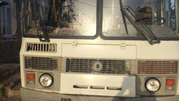 Автобус наехал на своего водителя в Георгиевском округе