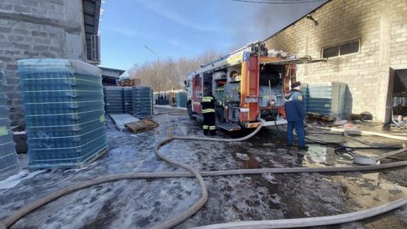 В Железноводске потушили пожар на складе минеральной воды
