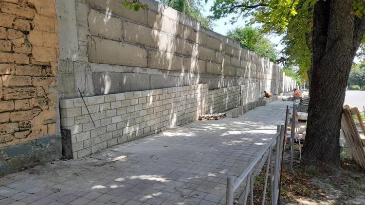 Губернатор Ставрополья дал поручение по восстановлению подпорной стены в краевом центре 