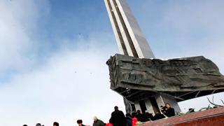 Стела героям-доваторцам снова установлена в Ставрополе