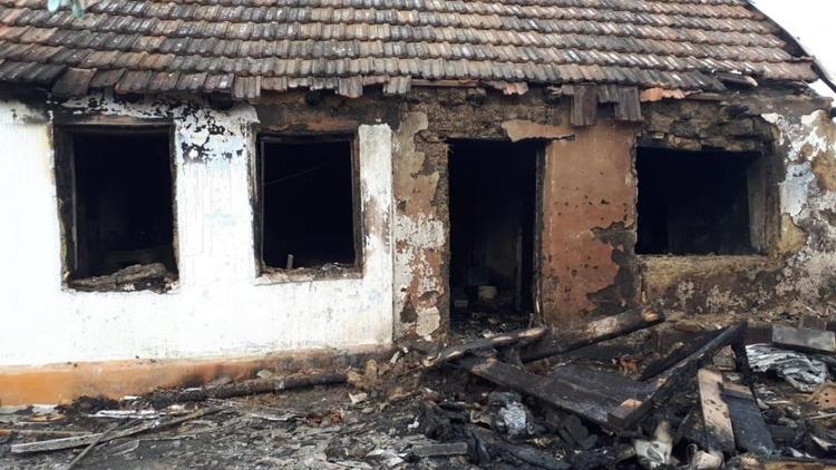 В Кочубеевском районе во время пожара погибла пятилетняя девочка