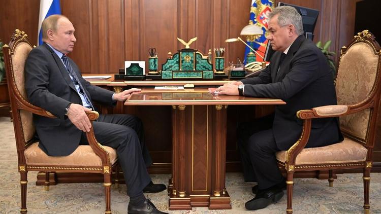 Владимир Путин провёл рабочую встречу с министром обороны