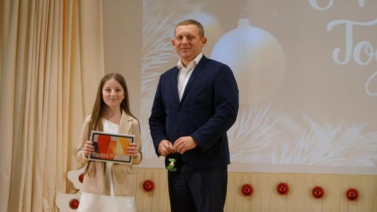 Конкурс ёлочных игрушек прошёл в Грачёвском округе Ставрополья