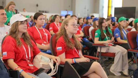 Юные ставропольцы могут принять участие в грантовом конкурсе «Движения первых»