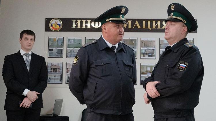 На Ставрополье оштрафовали неадекватного посетителя суда