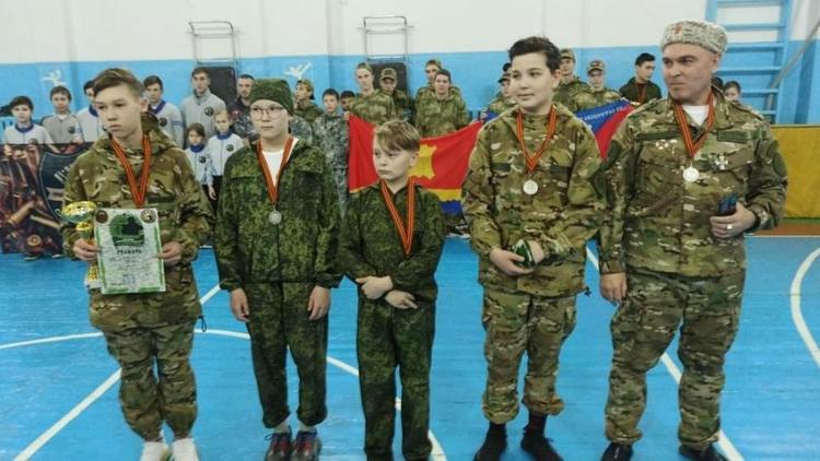 На Ставрополье назвали победителей межрегионального турнира по тактическому троеборью