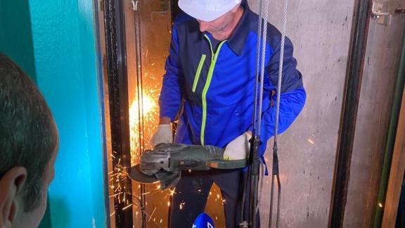 Более 150 лифтов заменят в многоэтажках Ставрополья в этом году