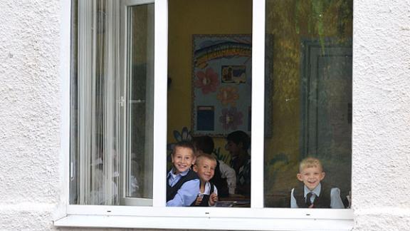 Обеспечение безопасности объектов образования обсудили в Думе Ставрополья