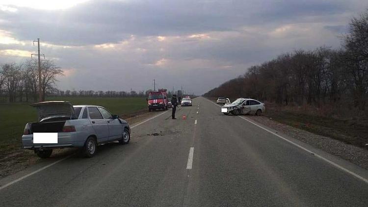 Водитель, 99 раз нарушивший ПДД, совершил автоаварию в Труновском районе