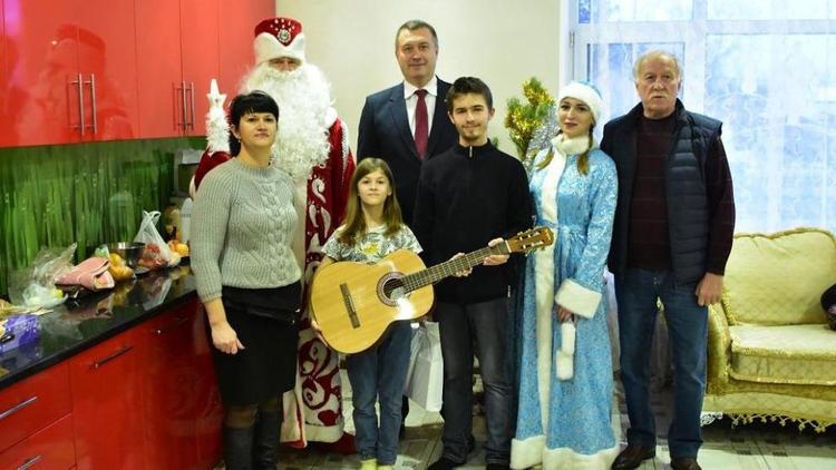 Председатель Думы Ставрополья исполнил мечту юной жительницы Будённовского округа