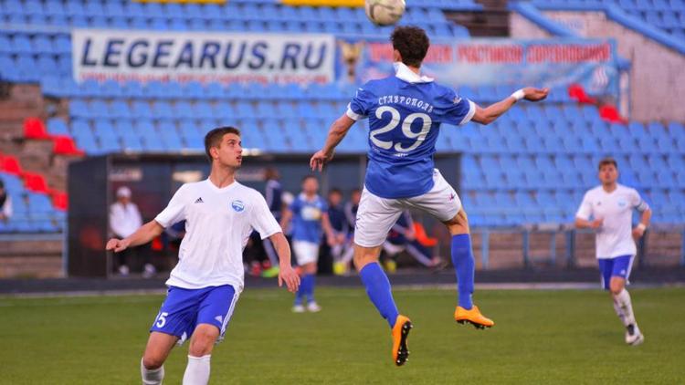 Ставропольские футболисты потерпели поражение в Новороссийске