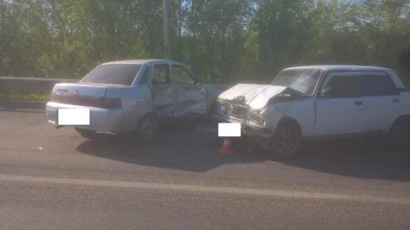 Пожилая автоледи в Пятигорске вписалась в аварийную «десятку»