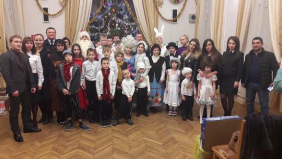 Пятигорские следователи поздравили воспитанников детского дома с наступающим Новым годом