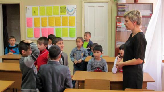 Дети мигрантов, приехавших на Ставрополье, могут бесплатно выучить русский язык