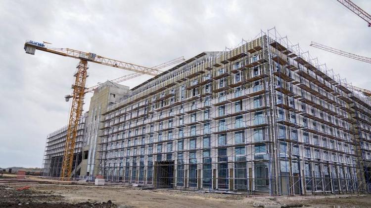 Замминистра энергетики Ставрополья: все работы в «Школе 21» закончат к концу года