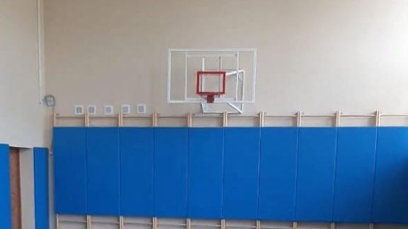В школе села Летняя Ставка на Ставрополье отремонтировали спортзал