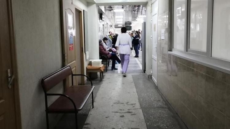 Бригады медиков Предгорной райбольницы провели приём пациентов в отдалённых территориях