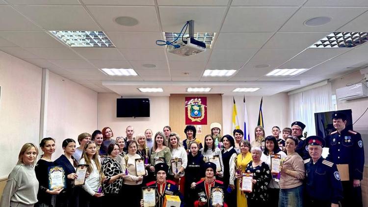В Невинномысске подвели итоги конкурса казачьего творчества