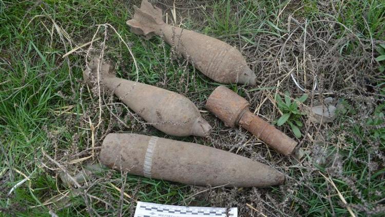 В Курском районе обнаружили боеприпасы, пролежавшие в земле более 60 лет