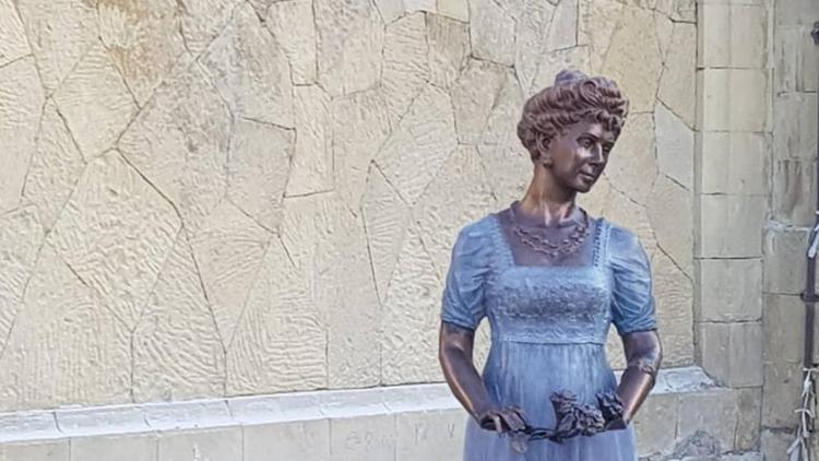 В Кисловодске установили скульптуру балерины Матильды Кшесинской