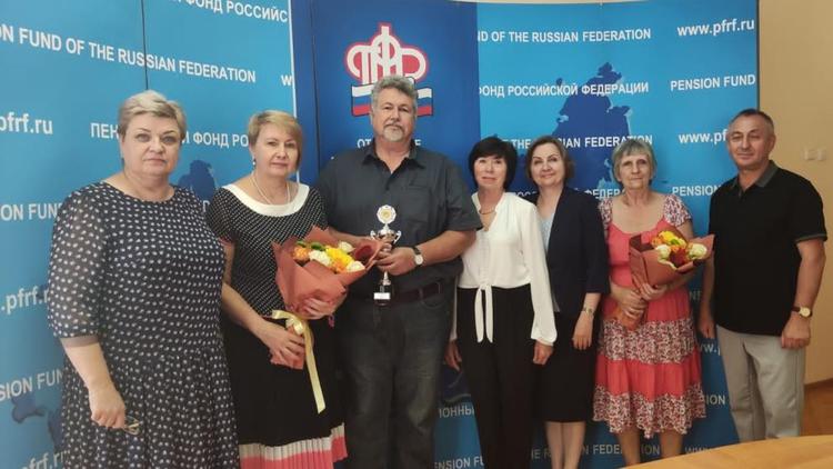 Ставропольские пенсионеры успешно показали себя в компьютерном многоборье