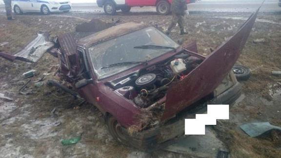 63-летний водитель автомобиля «ИЖ» погиб в ДТП с внедорожником на Ставрополье