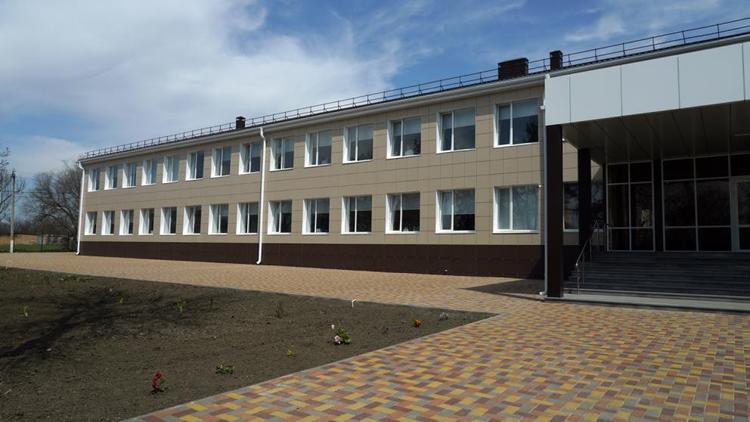 Школу в ставропольском посёлке Новокавказском дооснастят оборудованием