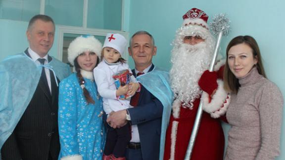 Власти Ипатовского района посетили воспитанников реабилитационного центра «Причал»