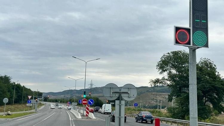 Ещё один светофор установили в Кисловодске в районе автовокзала