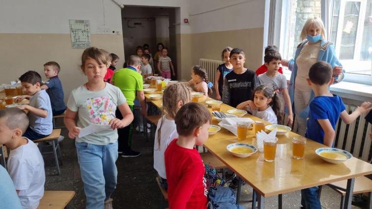 В Предгорном округе Ставрополья проверили питание детей в пришкольных лагерях