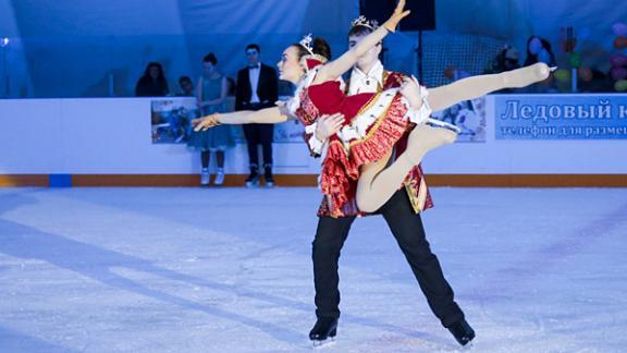 Ледовое шоу «По следам Кая и Герды» представили в Ставрополе студенты СКФУ