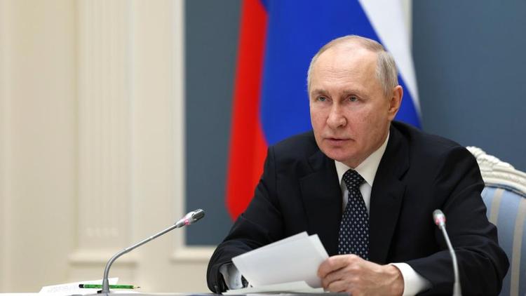 Владимир Путин: Новые субъекты РФ активно восстанавливаются