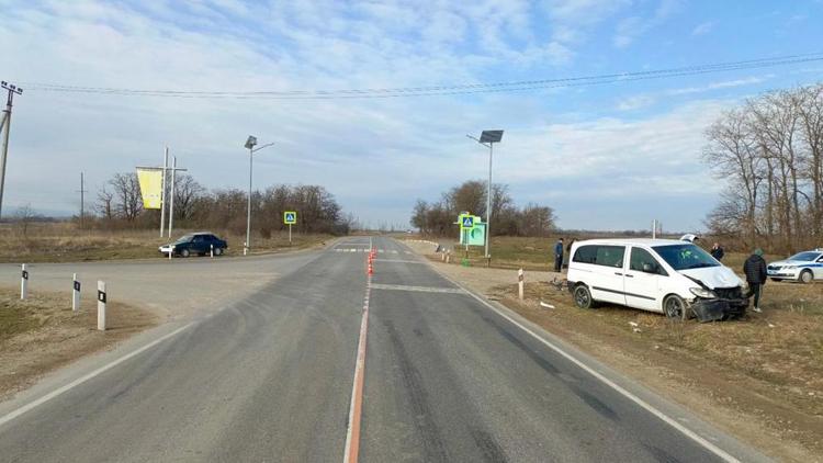 Две автоледи пострадали в ДТП в Предгорном округе Ставрополья
