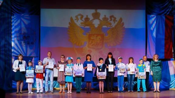На Ставрополье торжественно встретили команду ЮИД, участвовавшую во всероссийских соревнованиях