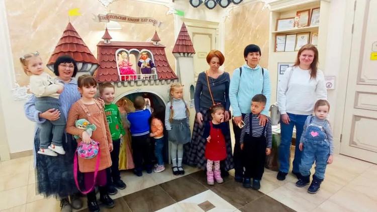В Ставропольском краевом театре кукол провели День добрых дел