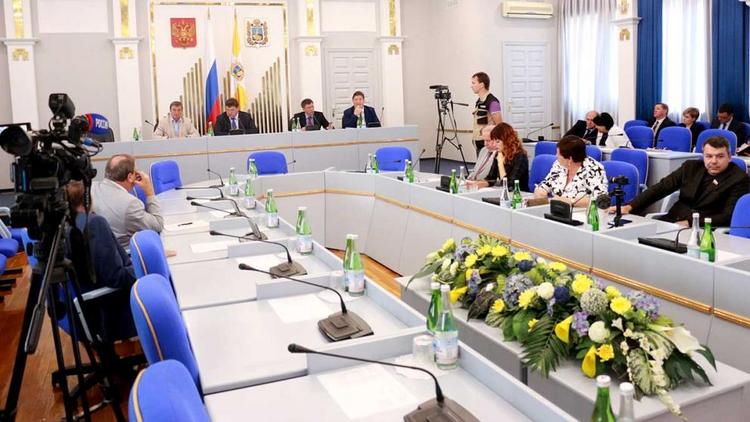 С авторами самых перспективных идей и экспертами Форсайта встретятся депутаты Ставрополья