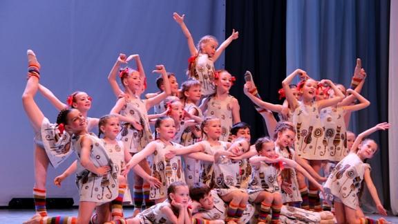 Два хореографических коллектива из Кочубеевского района подтвердили звание «Народный»