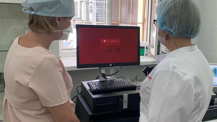 Ставропольская краевая больница получила оборудование для диагностики опасных инфекций