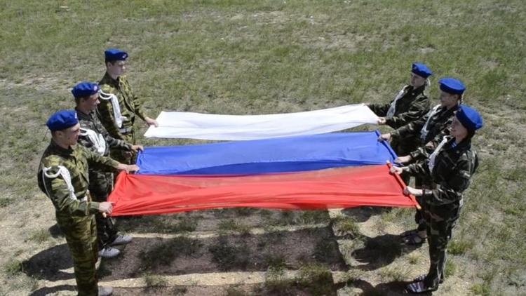 В Ставропольском крае на историческое место водрузили флаг России