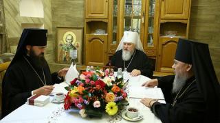 Архиерейский совет провел заседание в Казанском соборе Ставрополя