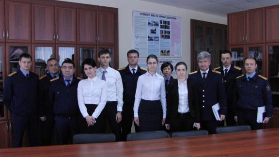 Молодые следователи приняли Присягу сотрудника Следственного комитета в Ставрополе