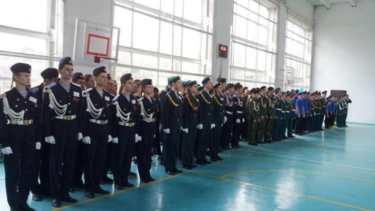 Военно-спортивные соревнования юнармейцев прошли в Александровском районе