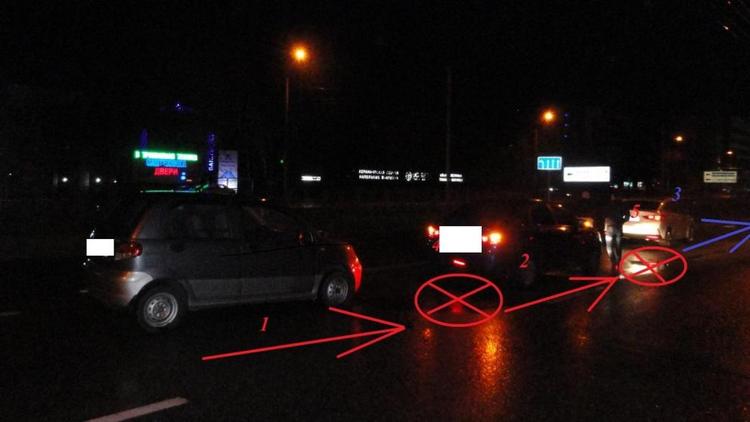 Три автомобиля столкнулись на проспекте Кулакова в Ставрополе