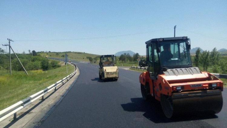 На Ставрополье ремонт дорог по нацпроекту завершат досрочно