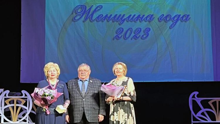 В Пятигорске наградили победительниц конкурса «Женщина года»